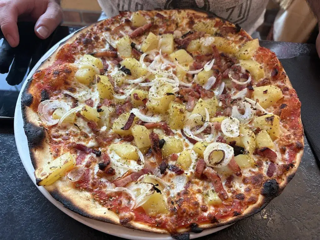 Le Basilic_Ernée_slider_image_2