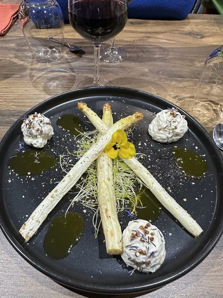 Didier H._LE ONE_Baconnière_review