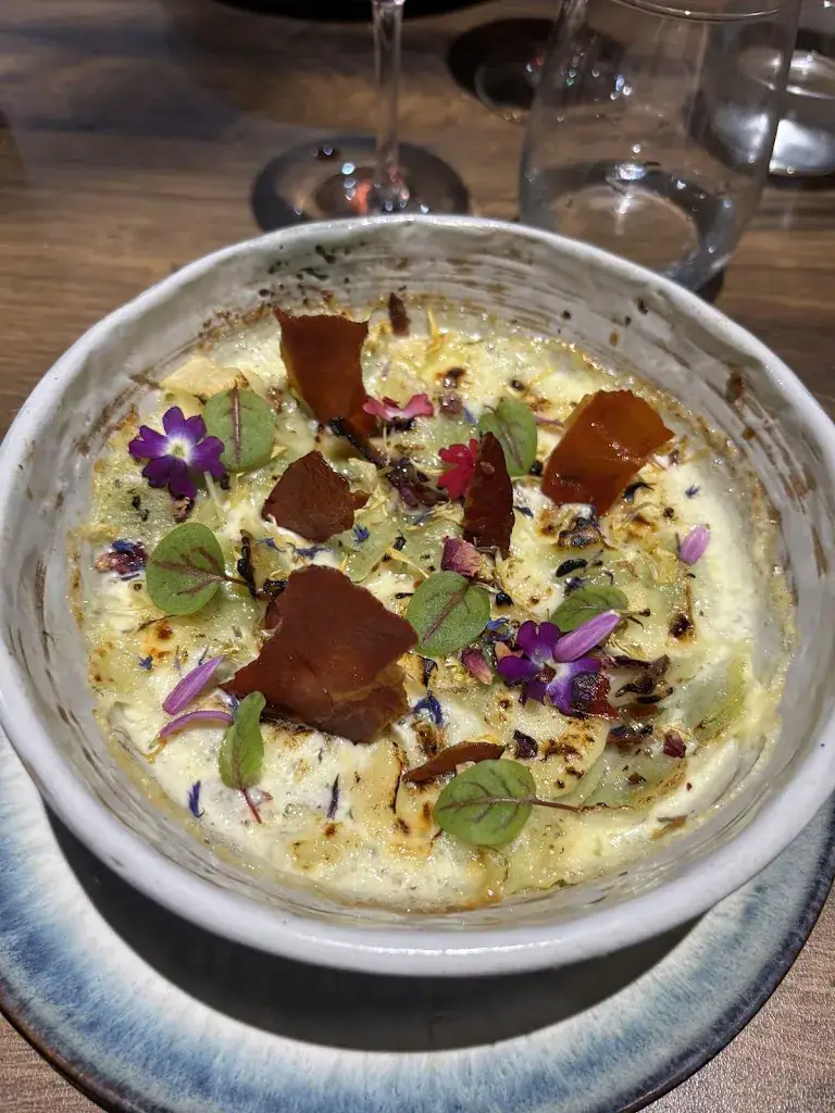 LE ONE_Baconnière_slider_image_3