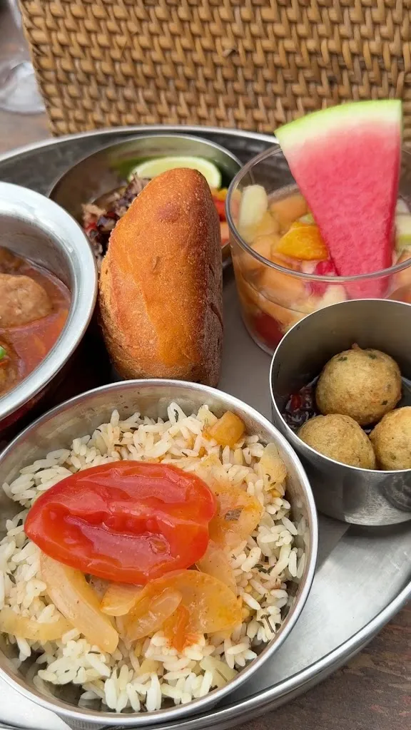 Le Camp Des Girafes_Doué-en-Anjou_slider_image_2