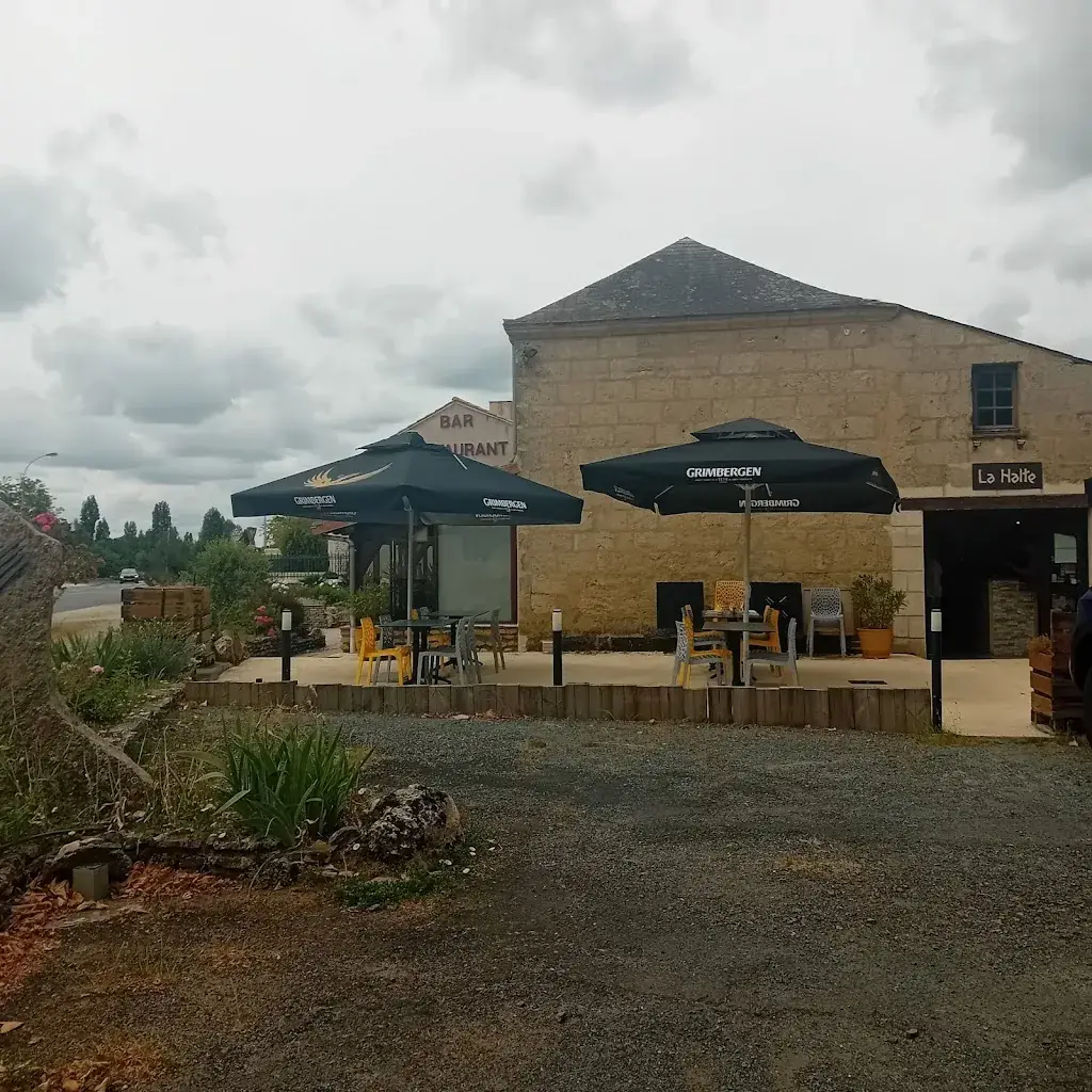 tina De Oliveira_La halte_Doué-en-Anjou_review