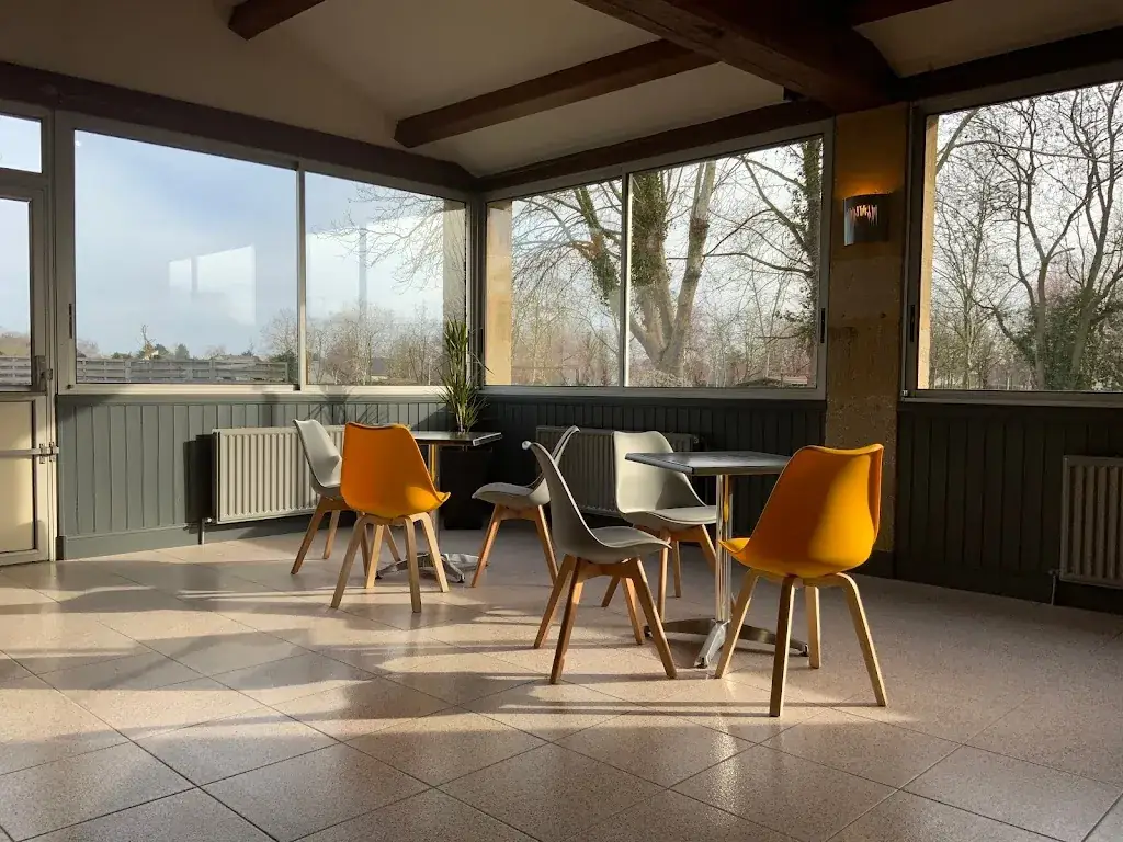 La halte restaurant in Doué-en-Anjou
