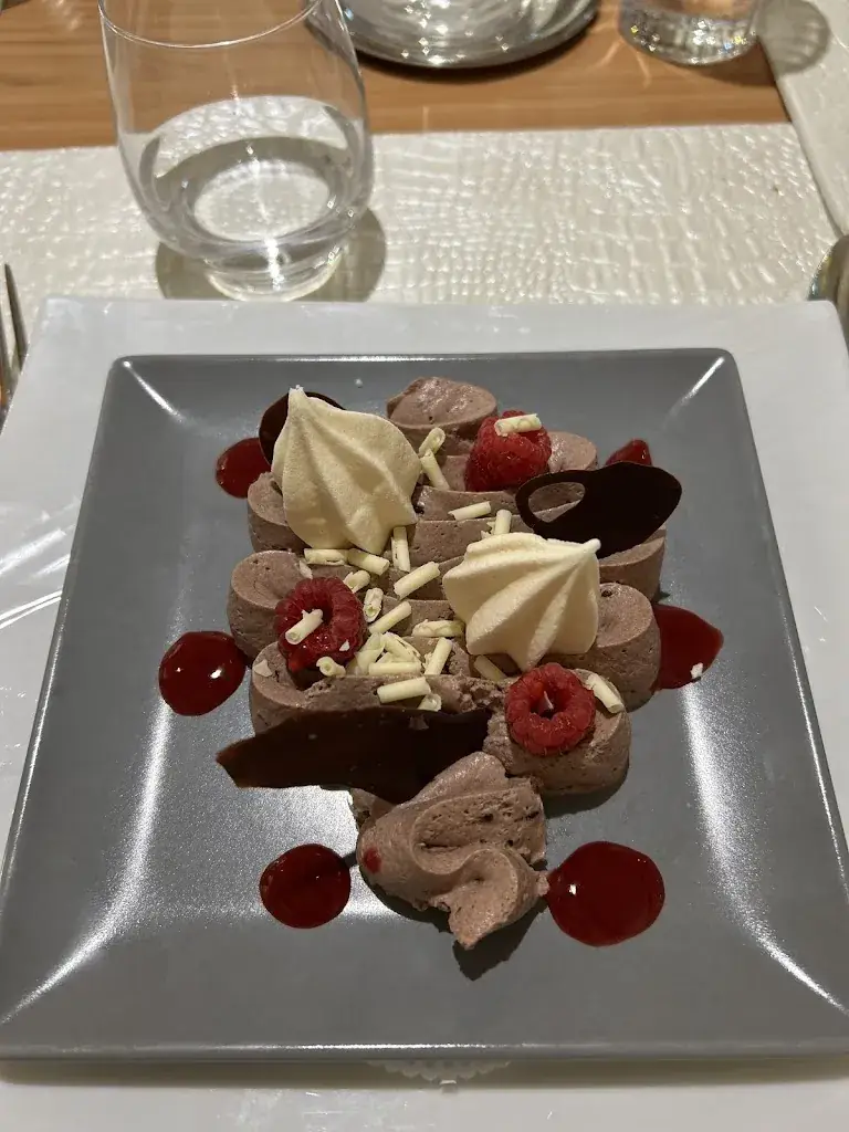 G COLIN_Auberge Bienvenue Restaurant_Doué-en-Anjou_review