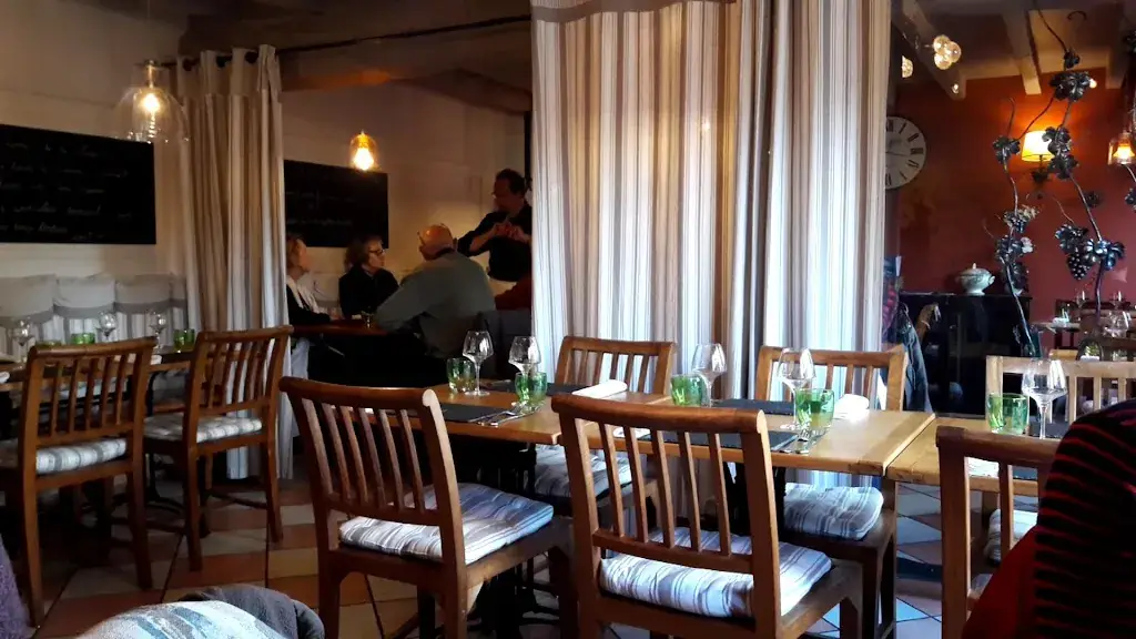 Les Dames De La Loire_Ulmes_slider_image_2