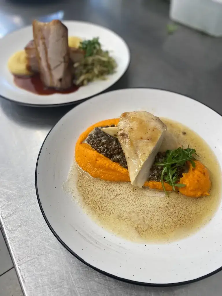 Les Dames De La Loire_Ulmes_slider_image_3