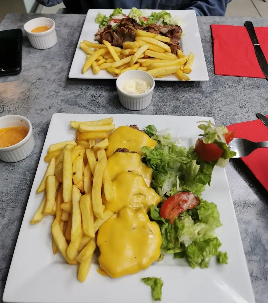 La Casba Marrakesh Sarl restaurant à fontaine