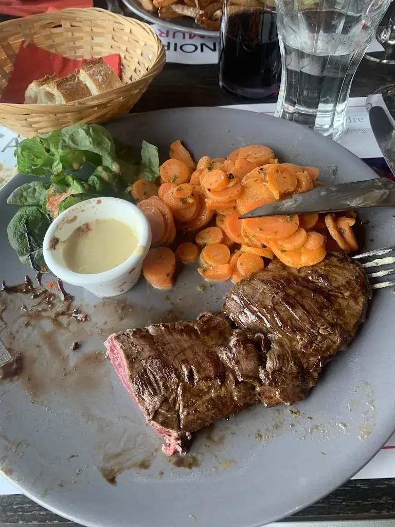 Les Faluns restaurant in FONTAINE