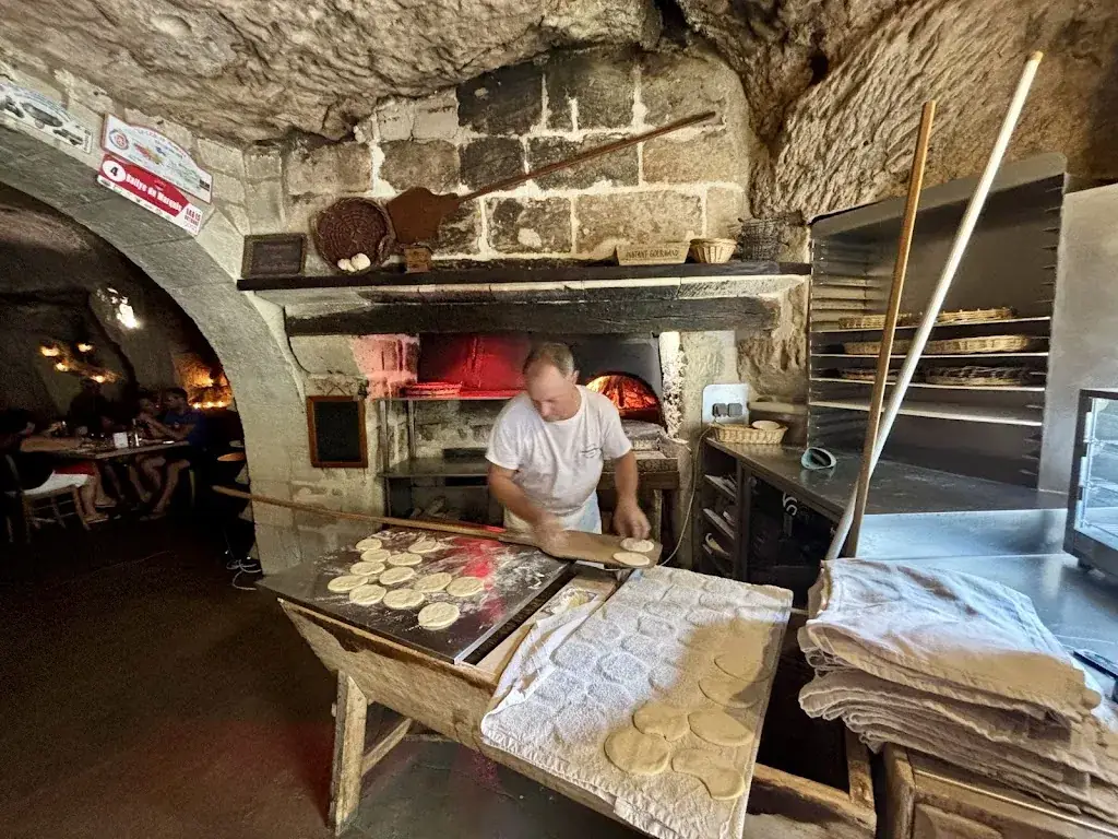 Kate Halsall_Les Caves de Marson_Rou-Marson_review