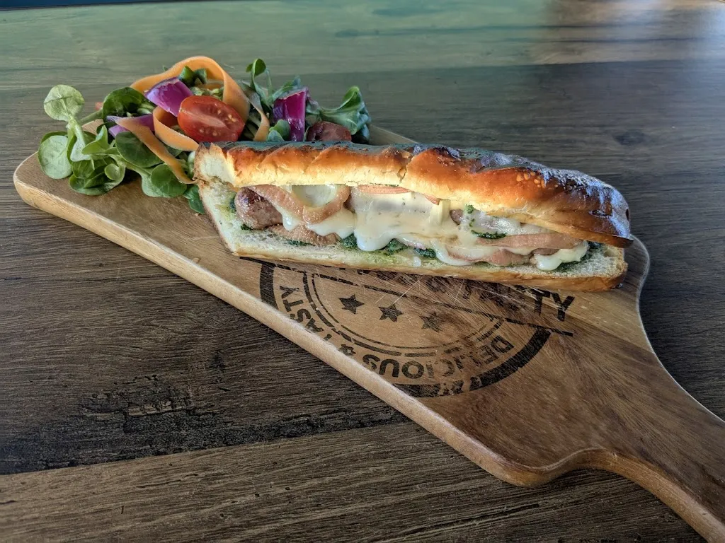 Le bus dé'tourné restaurant in Fay-de-Bretagne