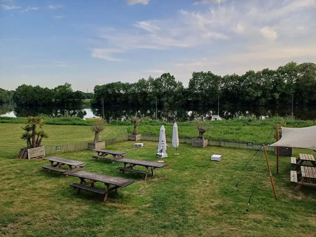 sebastien mirleau_Port Albert_Feneu_review