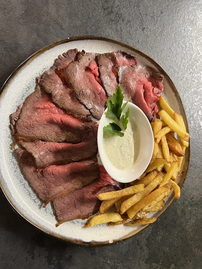 Restaurant Café de la Place_Châtel-Saint-Denis_slider_image_3