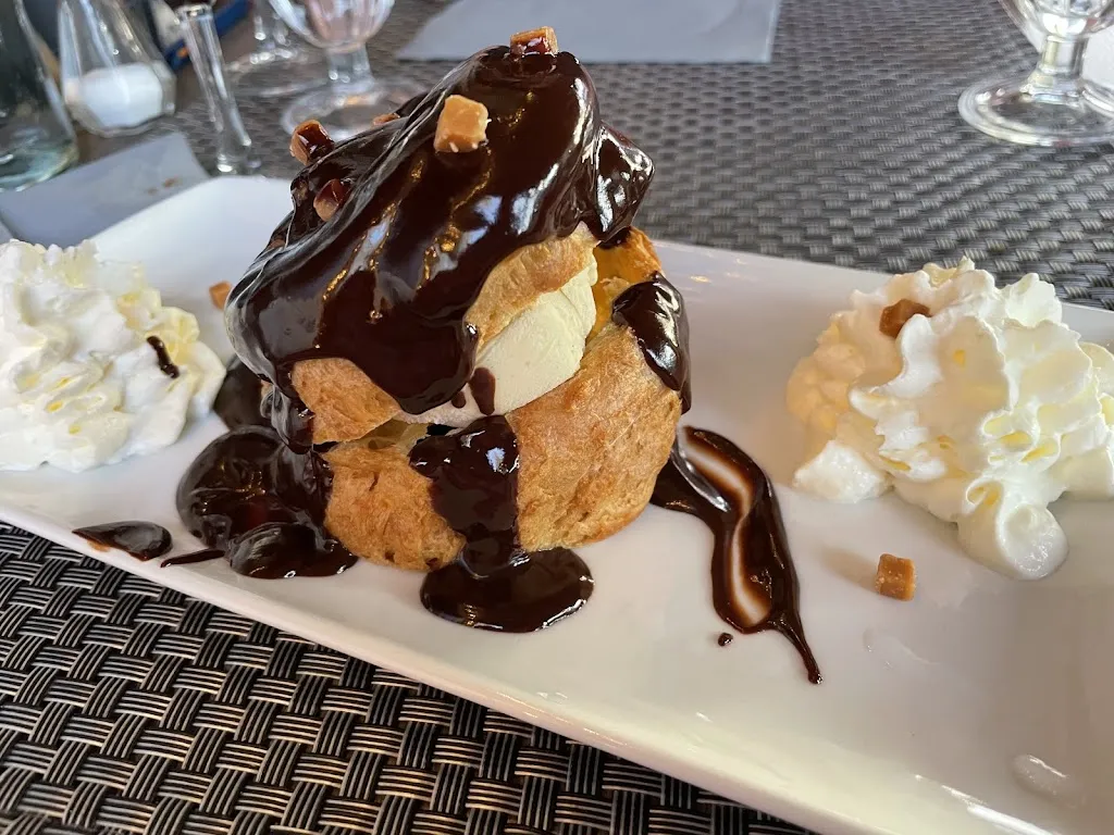 Nina O_Au Petit Marché_Saint-Père-en-Retz_review