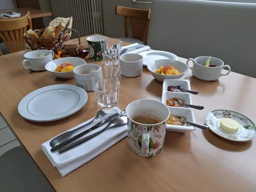 Hôtel Restaurant Les2M_Fontenay-le-Comte_slider_image_3