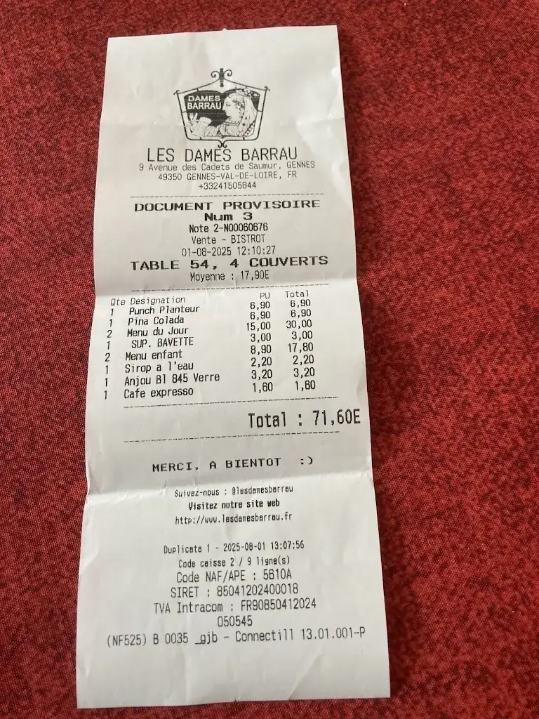 Un autre Village hophop_Les Dames Barrau_Gennes-Val-de-Loire_review