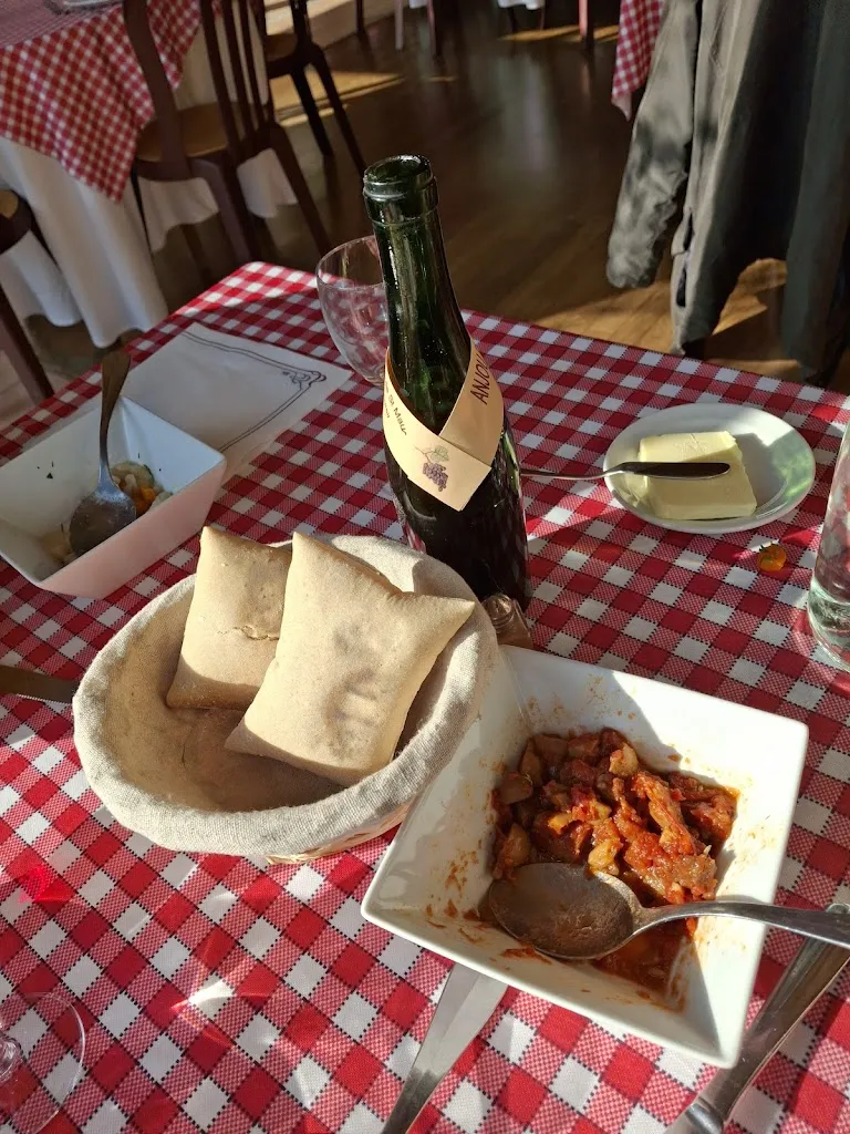 Clémentine_Auberge du Moulin de Sarré_49350_review