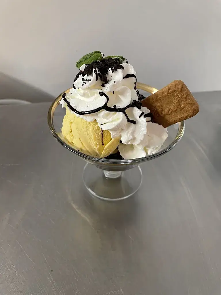 Chez Victor_Guécélard_slider_image_2