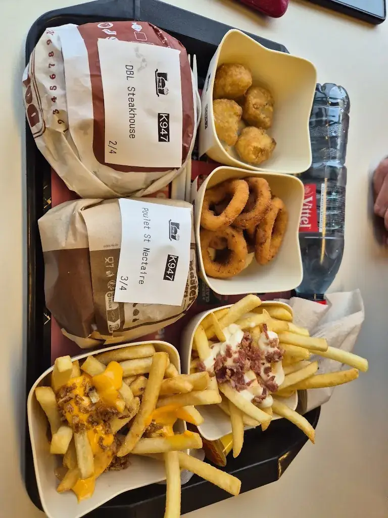 Feral_Burger King_Grez-Neuville_review