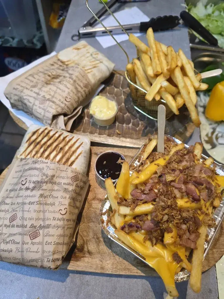 ChezMeliss Kebab Gorron_Gorron_slider_image_3