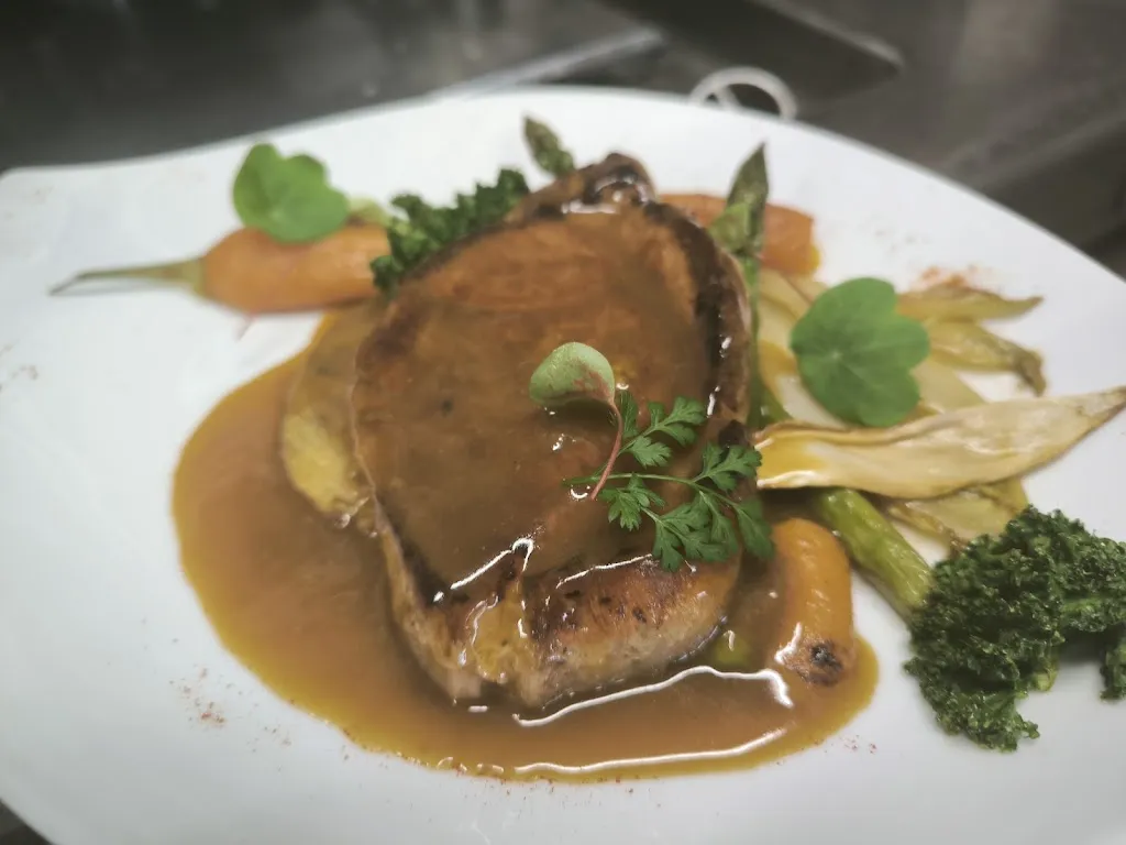 Auberge du Charron à Montréal la cluse_Montréal-la-Cluse_slider_image_3