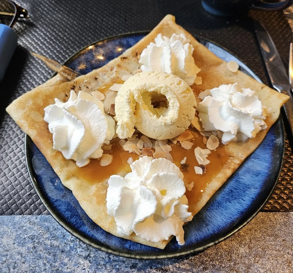 Ravi Ahluwalia_Creperie du Menhir_Gorron_review