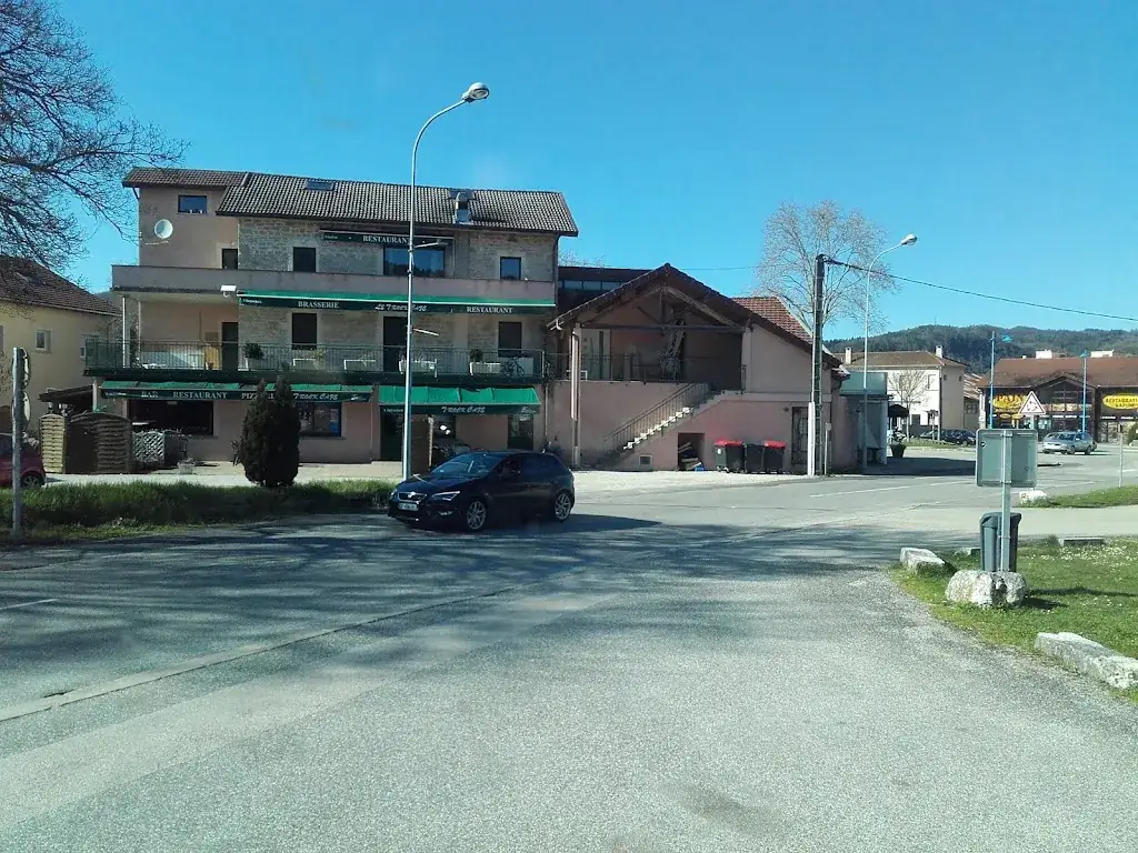 Le Trock Café_Montréal-la-Cluse_slider_image_3