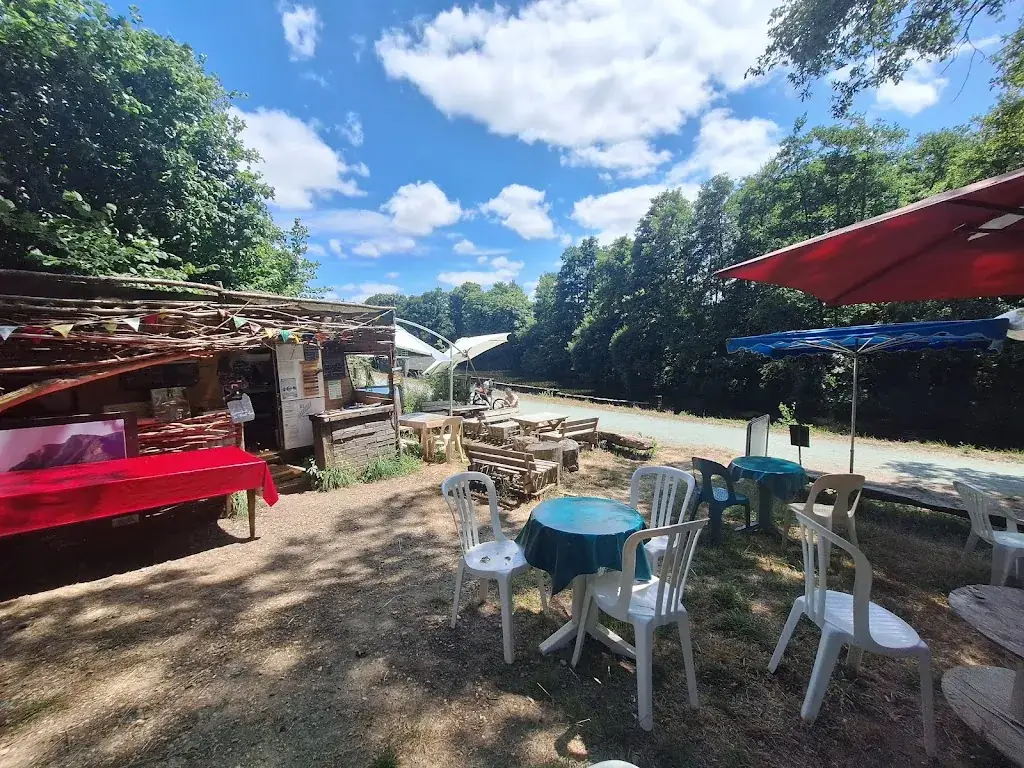 Julie Geffroy_Les Touche-à-tout_Guenrouet_review