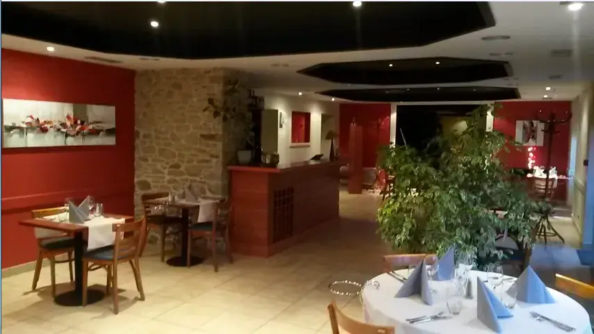 Restaurant La Bonne Source restaurant in Herbignac