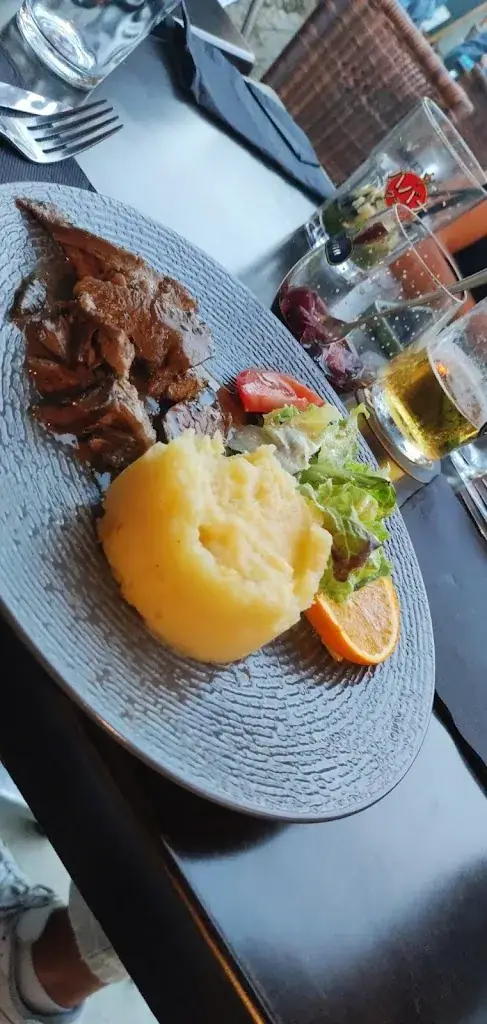 Margaux Jagourd_MERCAT CAFE HERBIGNAC_Herbignac_review