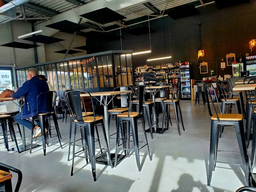 Matt_La Cabane à Mousse Herbignac - Cave & Bar à Bières en Brière_Herbignac_recensione