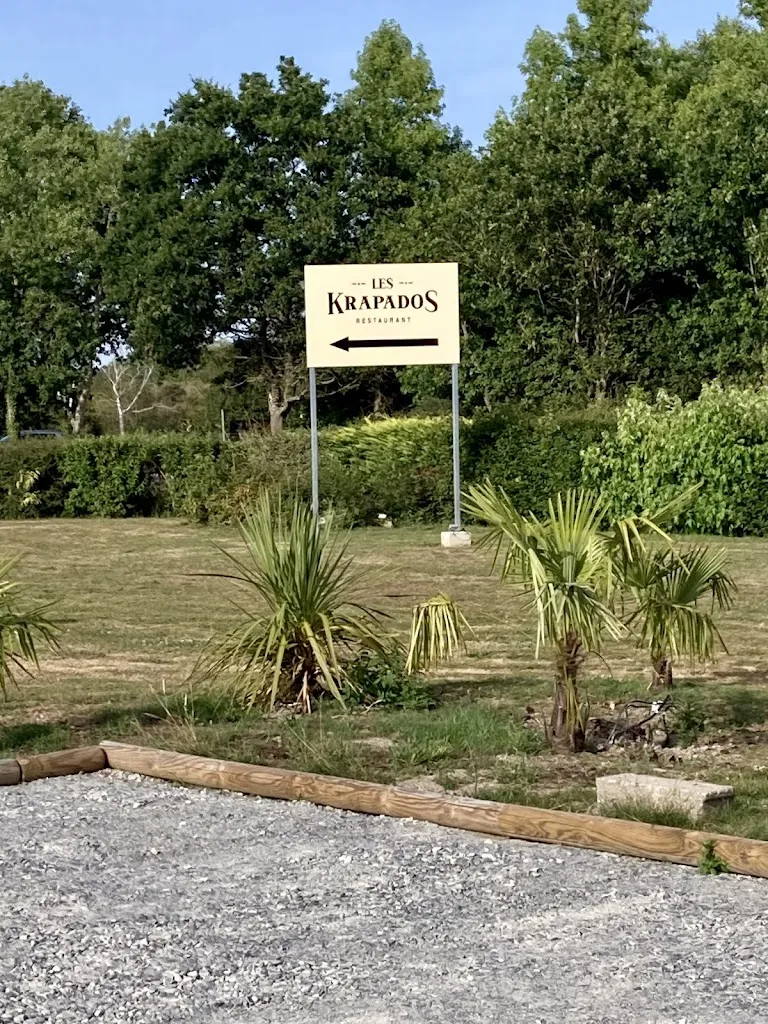 corinne laviale_LES KRAPADOS_Saint-Lyphard_review