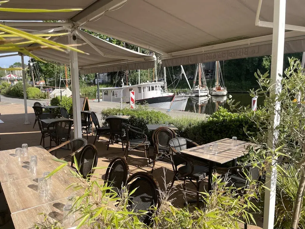 Le Bistro du Quai restaurant in Roche-Bernard