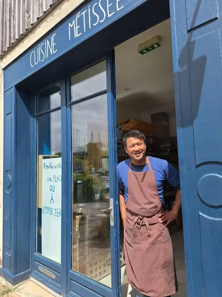 Popote is not dead restaurant in Roche-Bernard