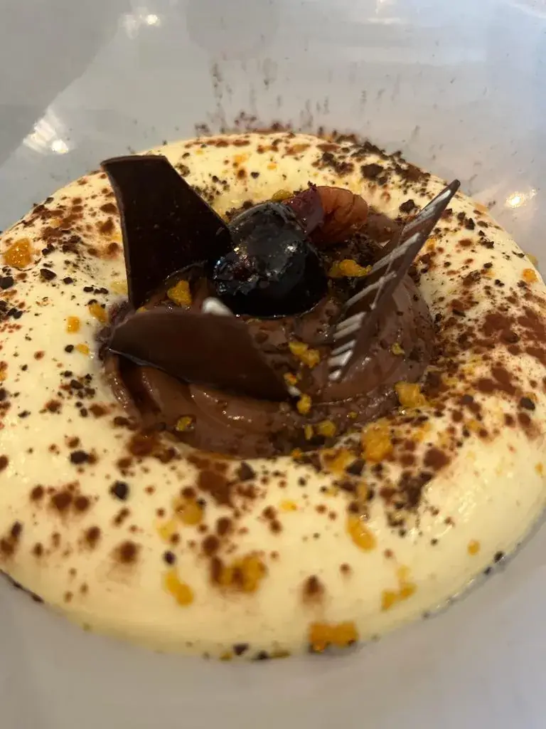 Sylvain H_La Tête de l'Art_Guérande_review