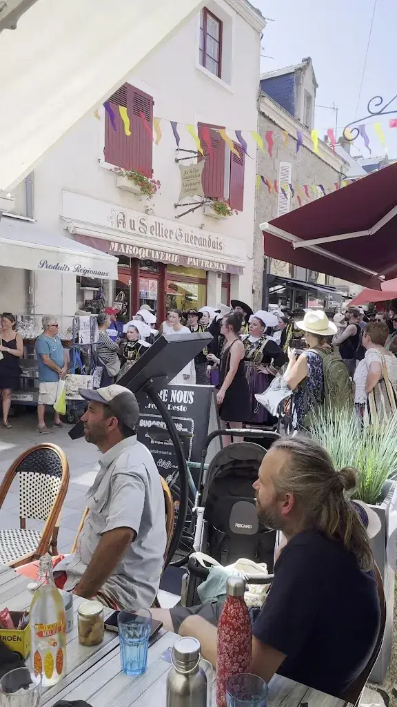 Cc It_Entre Nous_Guérande_recensione