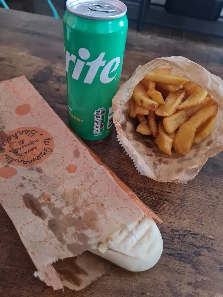 Menu_Chez Clément, burger maison, fish and chips, paninis, salade Guérande🍔🍔🍔🥗🥗🥗🐟🐟🐟🥪🥪🥪_Guérande_immagine_6