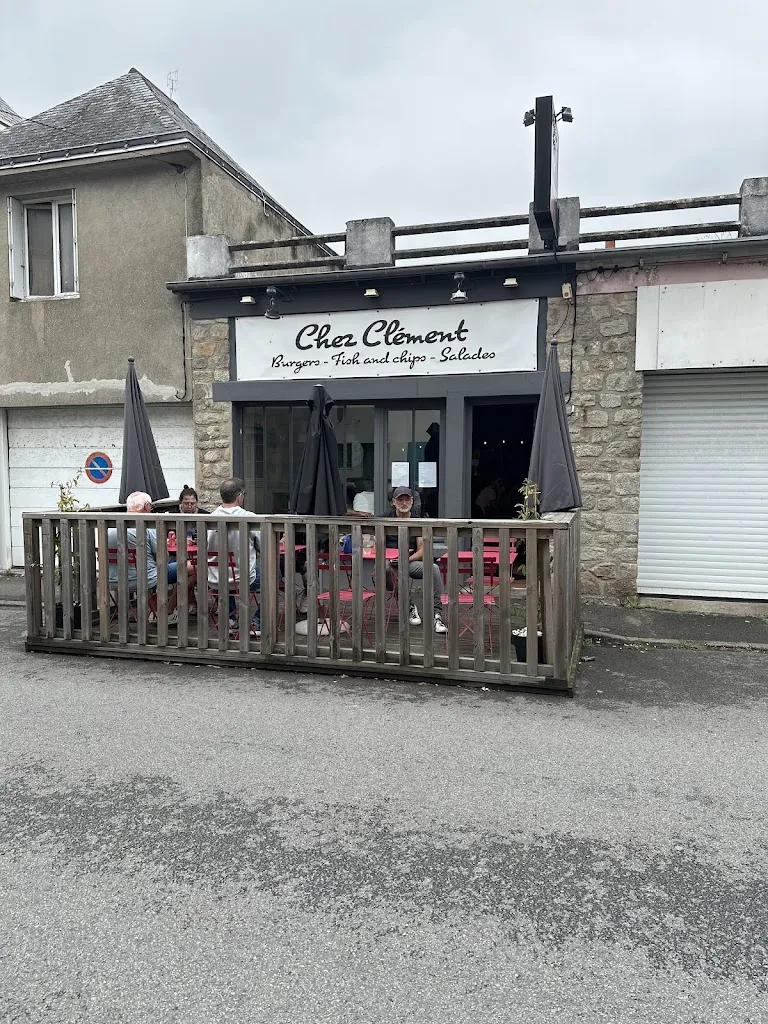 Boris THOMAZEAU_Chez Clément, burger maison, fish and chips, paninis, salade Guérande🍔🍔🍔🥗🥗🥗🐟🐟🐟🥪🥪🥪_Guérande_recensione