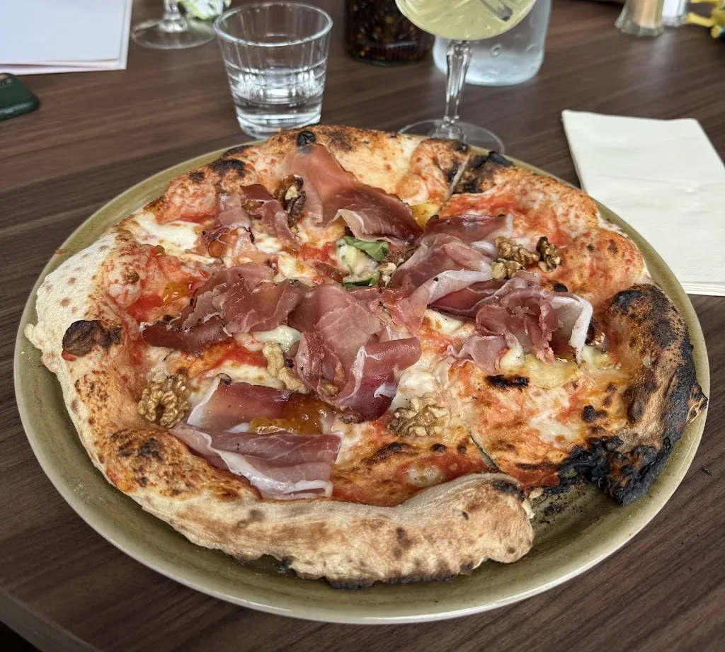 Lorie Laroche_Quanto Basta_Guérande_review