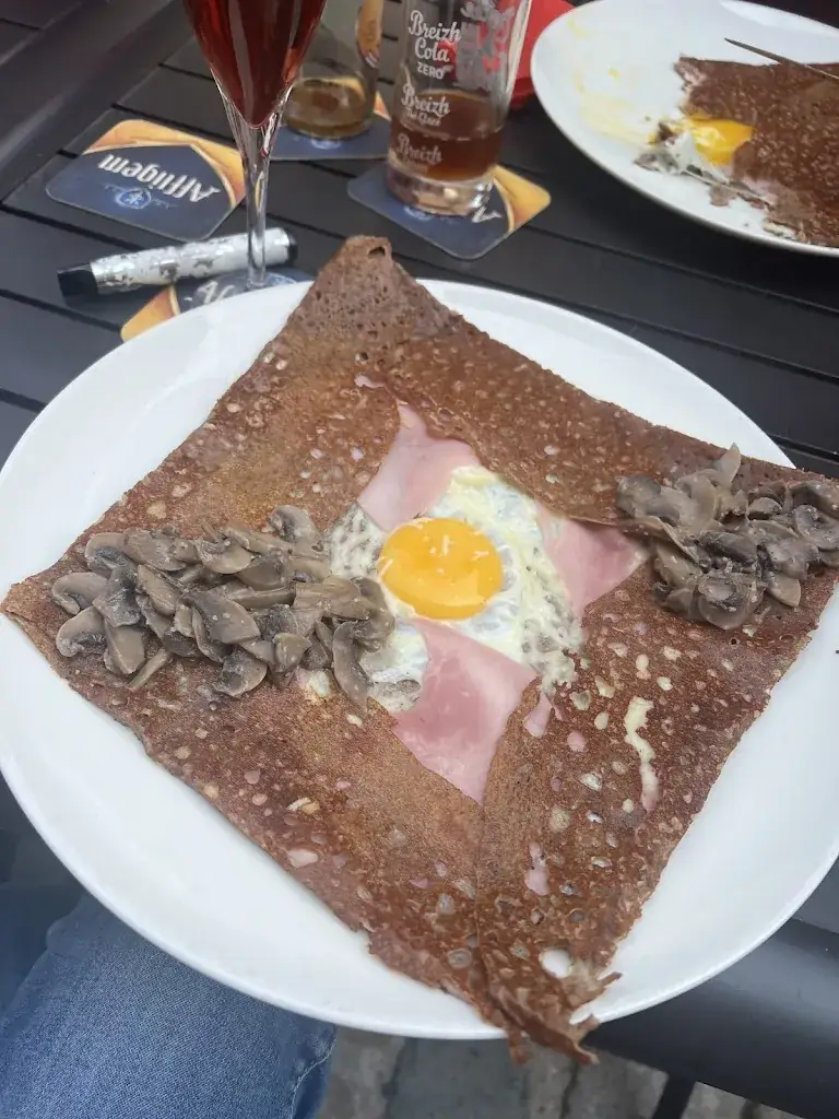 Nathalie Martin_Crêperie les 2 Marais_Guérande_review