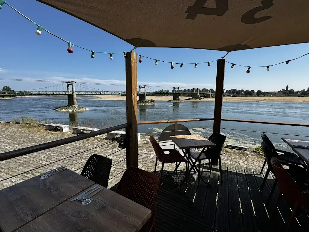 Glen Mee_La Cale 34_Ingrandes-le-Fresne-sur-Loire_recensione