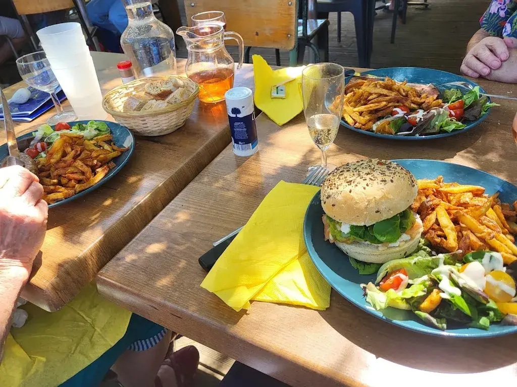 Guinguette de Malagué_Villages_slider_image_3