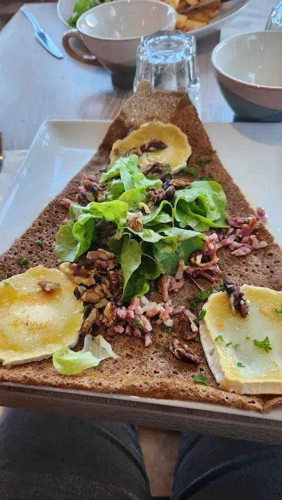 Joelle Fleury_Crêperie du Passeur_Montreuil-Juigné_review