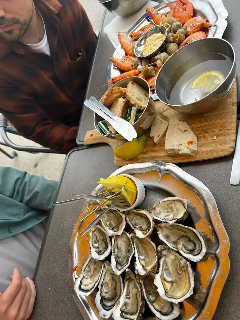 Jeroen Strijbosch_Chez Fifi bar à huîtres_Jard-sur-Mer_review