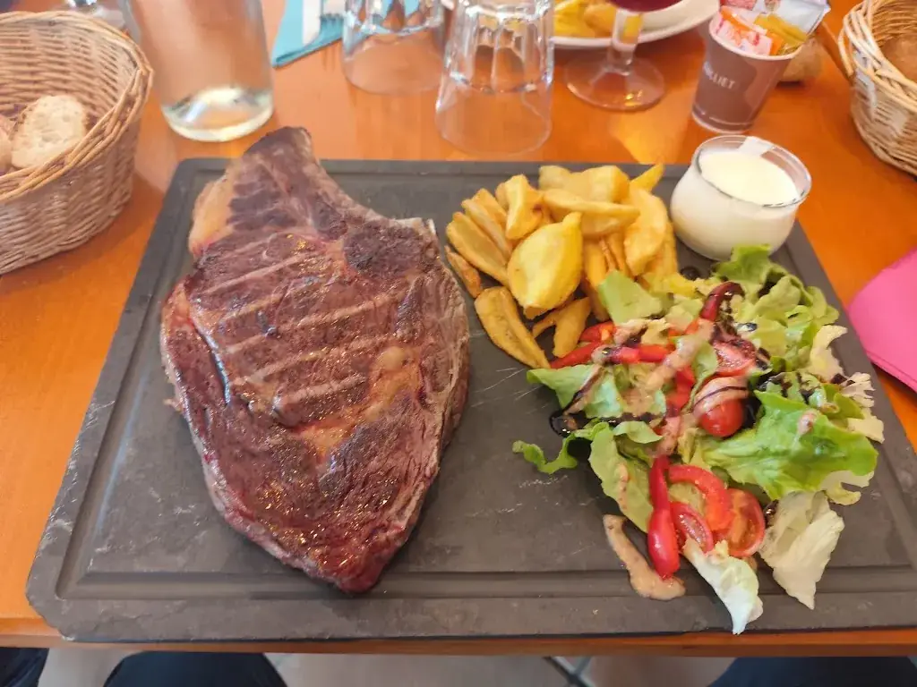 Restaurant L'Hestia_Montalieu-Vercieu_slider_image_2