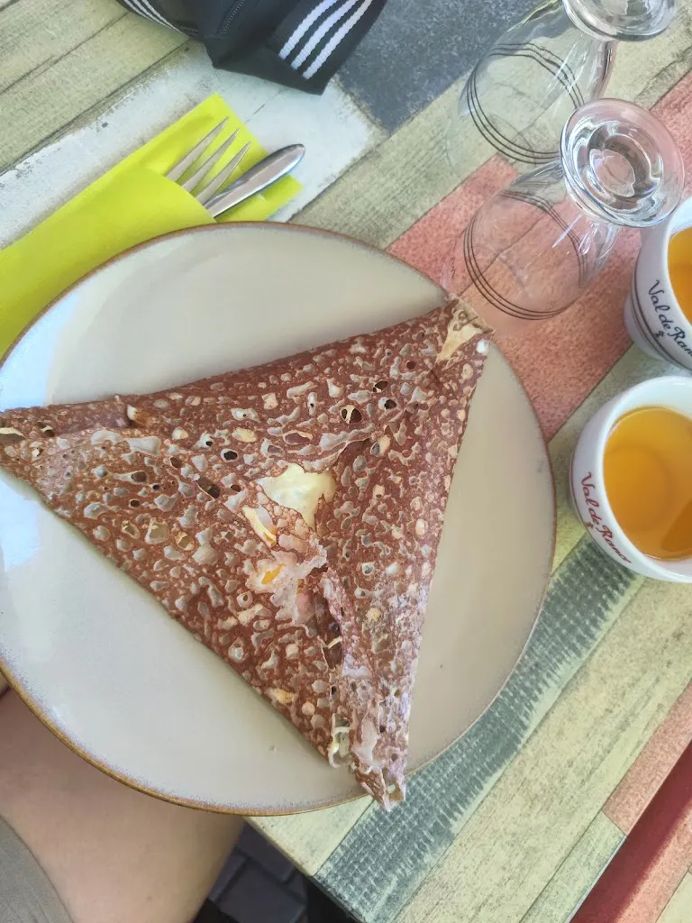 Caroline D_Crêperie Du Moulin_Jard-sur-Mer_review