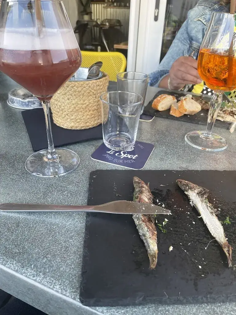 Valérie Dutilleul_Le Spot_Jard-sur-Mer_review