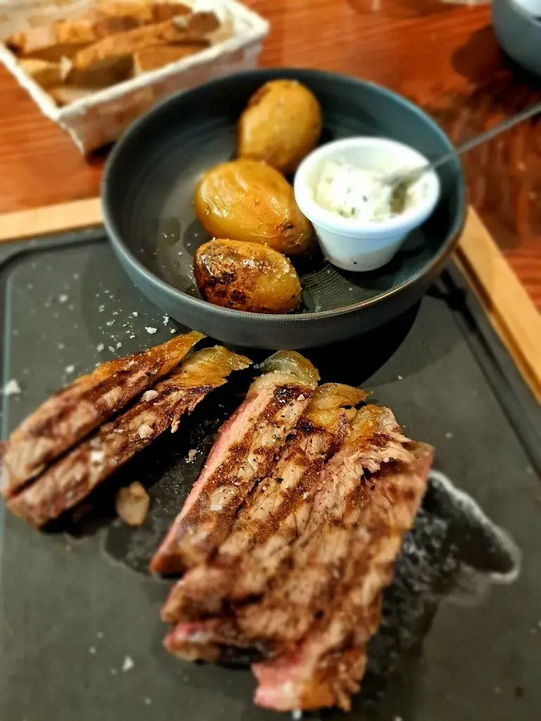 Menu_Leona restaurant_Jard-sur-Mer_image_8