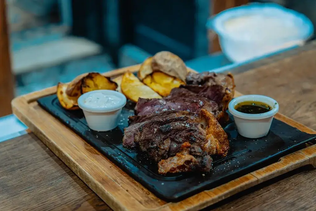 Leona restaurant_Jard-sur-Mer_slider_image_2