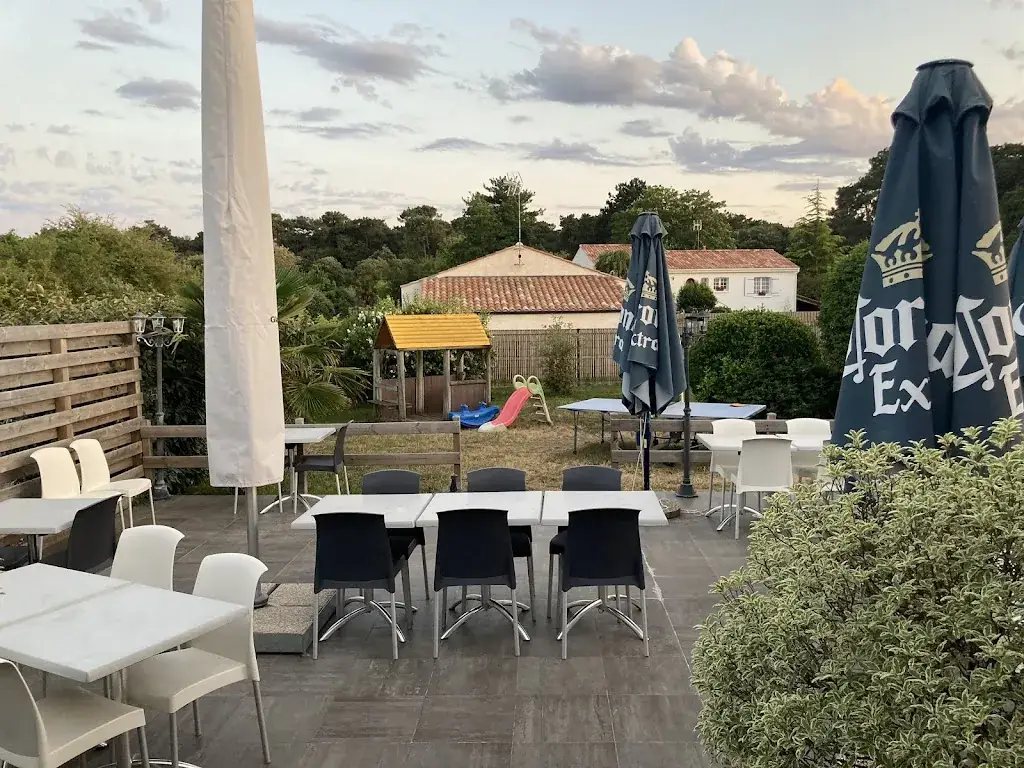 Les Loups de Mer restaurant in Talmont-Saint-Hilaire