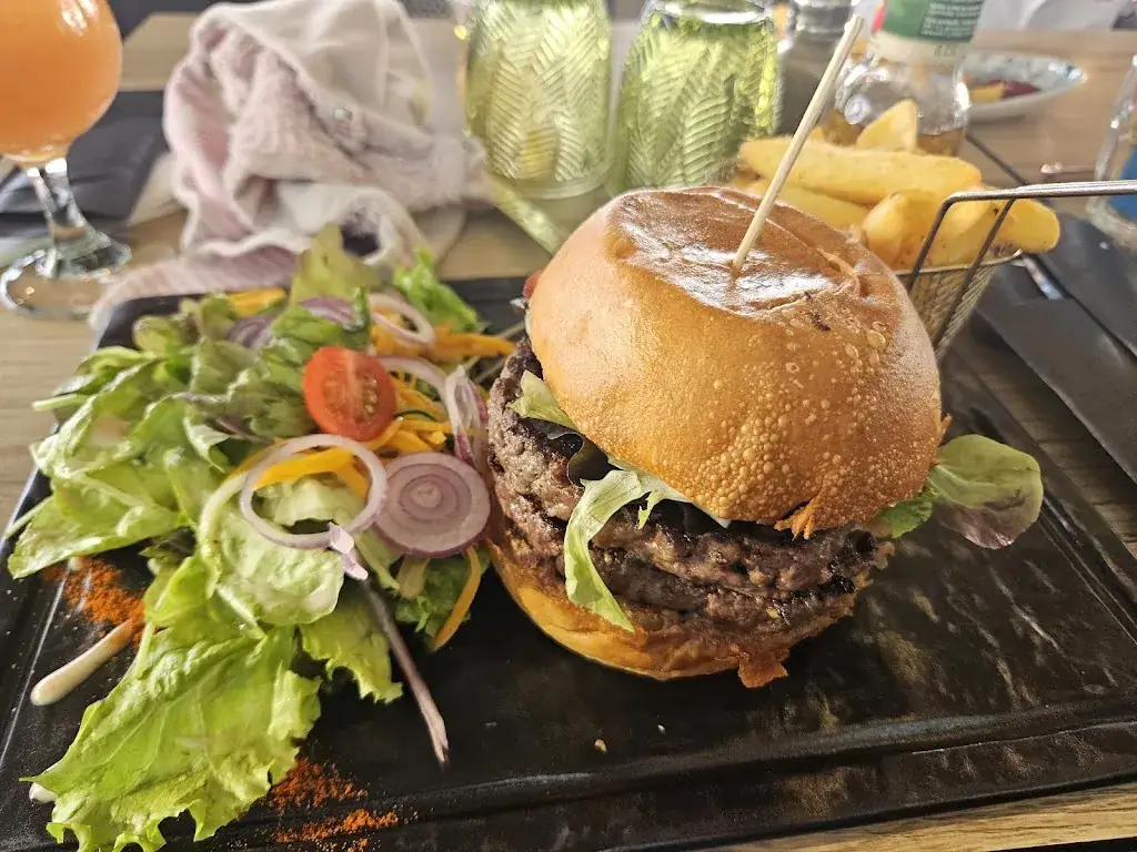 Ronan O'Connor_Le sloop de jard sur mer_Jard-sur-Mer_review