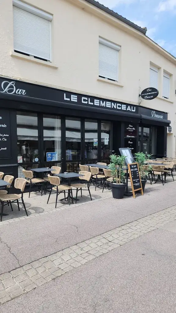 Clemenceau restaurant in Jard-sur-Mer